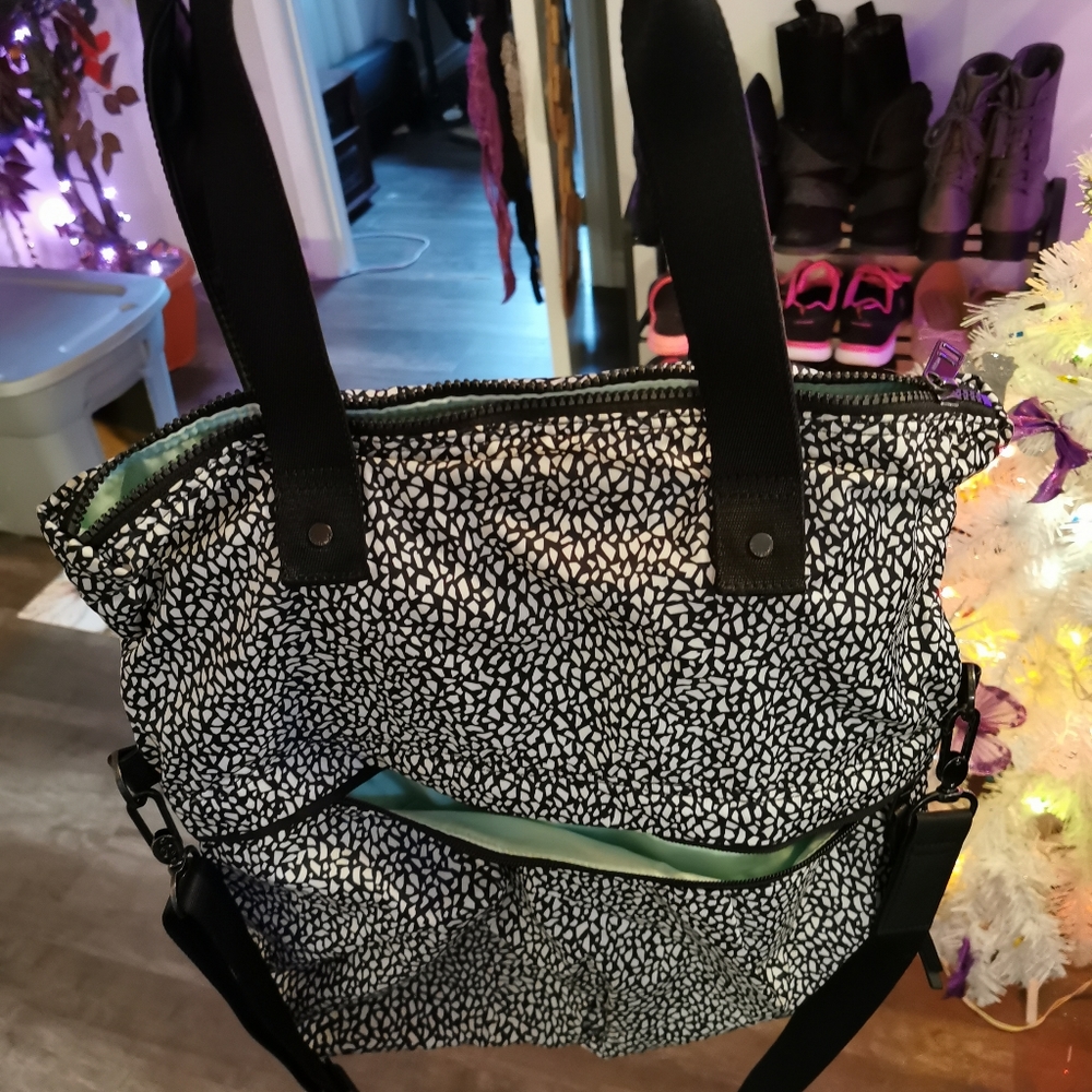 Lululemon bag